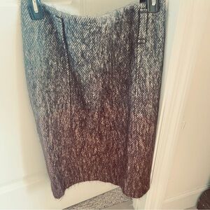 Stunning form fitting High waisted Brunello Cucinelli Skirt